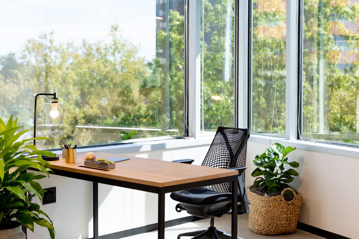 Bright and airy private offices and suites come fully furnished.