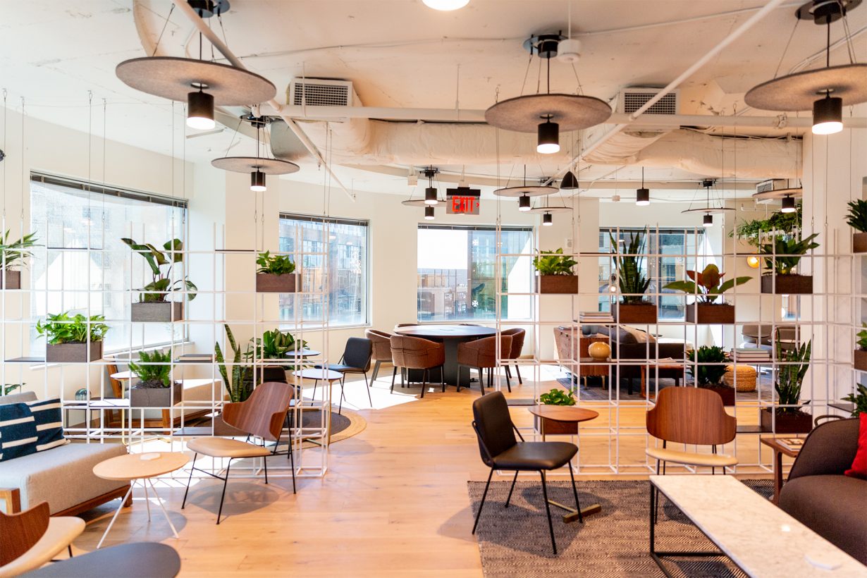 Common spaces come with various seating types, perfect for casual meetings or lunch breaks.
