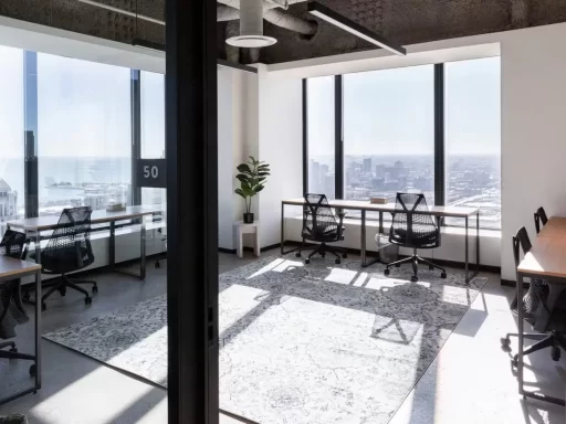 233 S Wacker Drive Willis Tower Chicago Illinois USA coworking & shared office space by Industrious