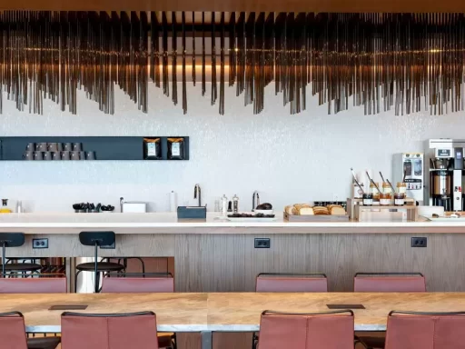 414 Union Street Downtown Nashville Tennessee USA coworking & shared office space by Industrious