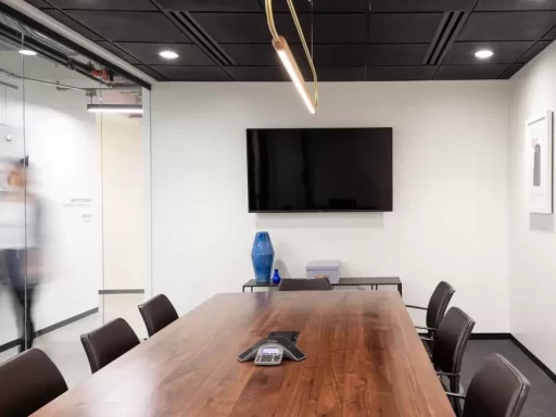150 Fayetteville Street Wells Fargo Capitol Center Raleigh North Carolina USA coworking & shared office space by Industrious