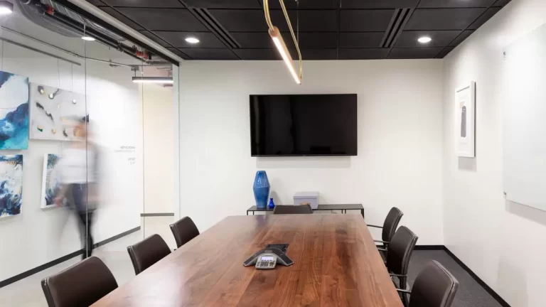 150 Fayetteville Street Wells Fargo Capitol Center Raleigh North Carolina USA coworking & shared office space by Industrious