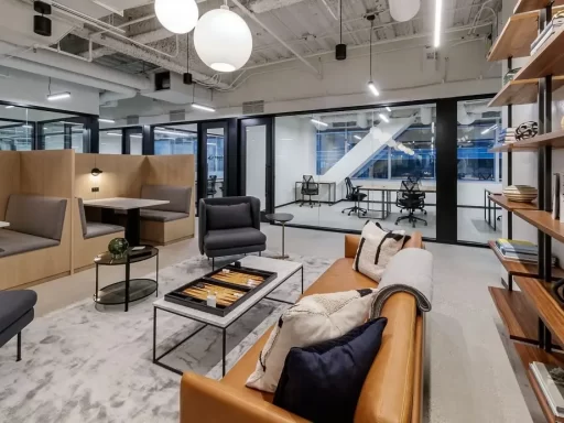 500 W Madison Street Ogilvie Chicago Illinois USA coworking & shared office space by Industrious