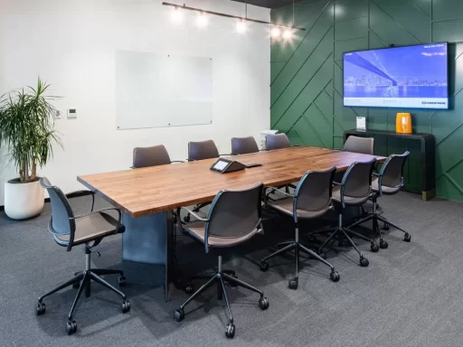 910 S Pearl Expressway Farmers Market Dallas Texas USA coworking & shared office space by Industrious