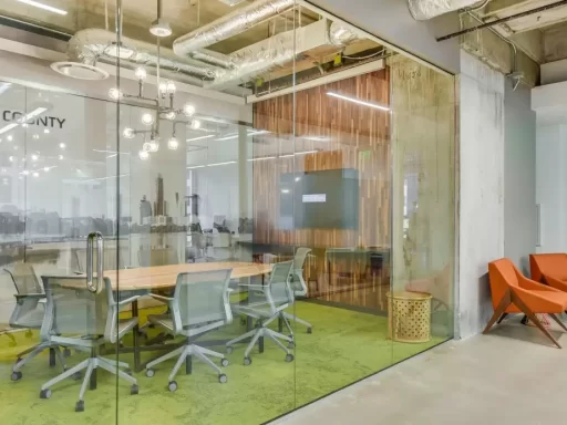 98 San Jacinto Boulevard Downtown Austin Texas USA coworking & shared office space by Industrious
