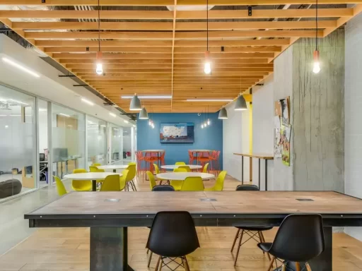 98 San Jacinto Boulevard Downtown Austin Texas USA coworking & shared office space by Industrious